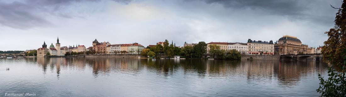 Le jour se lève sur PRAGUE (Avril 2019) - Photo Emmanuel Marin